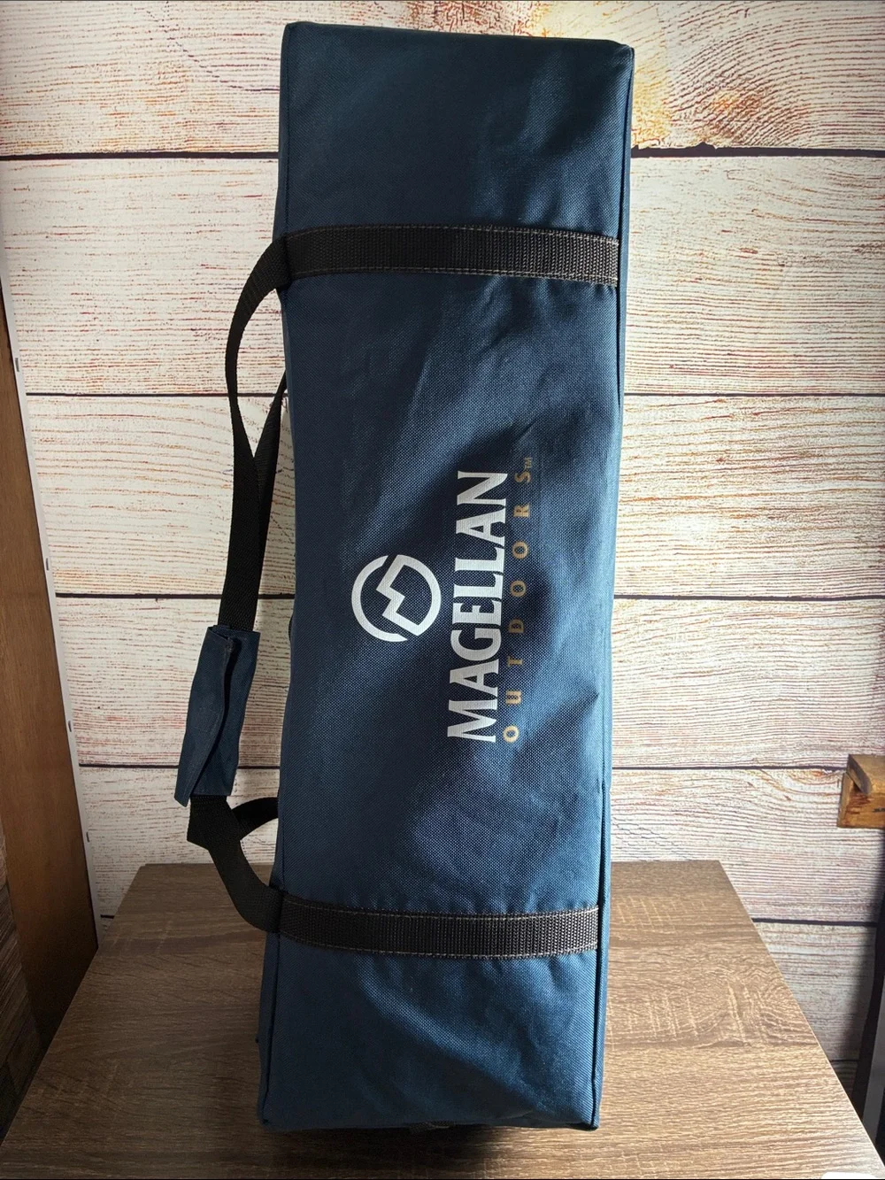 New Magellan Outdoors Portable 1 Person Utility Tent
